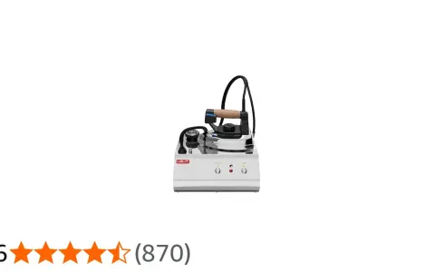 La Lelit PS25, un sistema stirante professionale con caldaia in acciaio inox e ferro con manico in sughero, pronto per un'asciugatura impeccabile.
