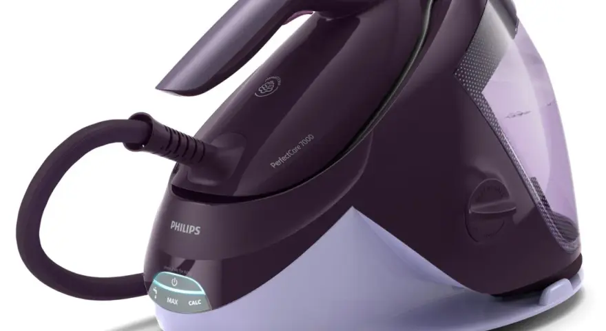 Ferro da stiro Philips PerfectCare 7000, viola, con serbatoio trasparente e tubo flessibile.